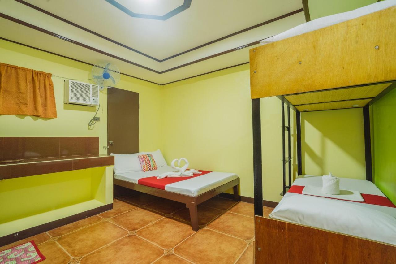 Jorge Transient House Hotel Coron Exterior photo